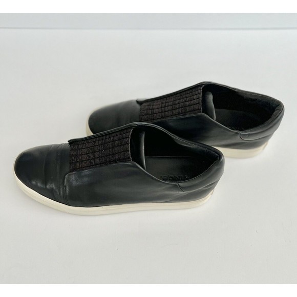 VINCE Cantara Black Leather Slip-On - Picture 1 of 8
